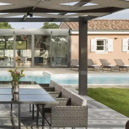 Feel Good Residence On The Sunny Plateau In Taormina Willa